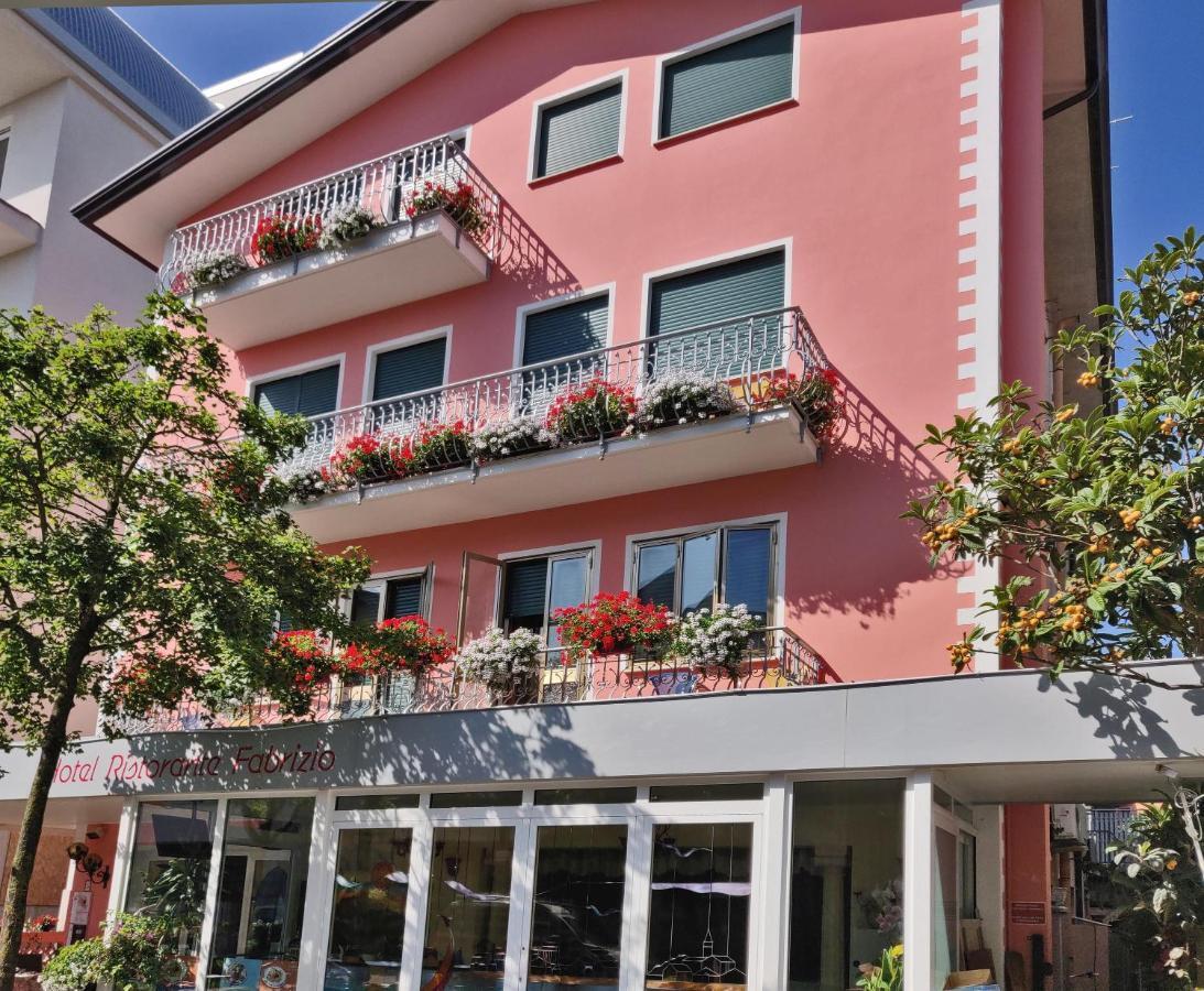 Albergo Ristorante Fabrizio Caorle Exterior foto